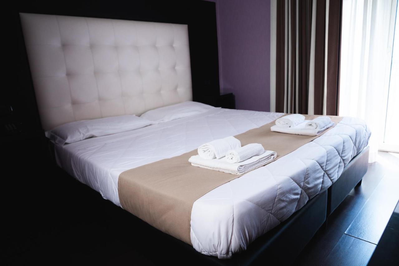 Sweet Central Hotel 卡塞塔 外观 照片